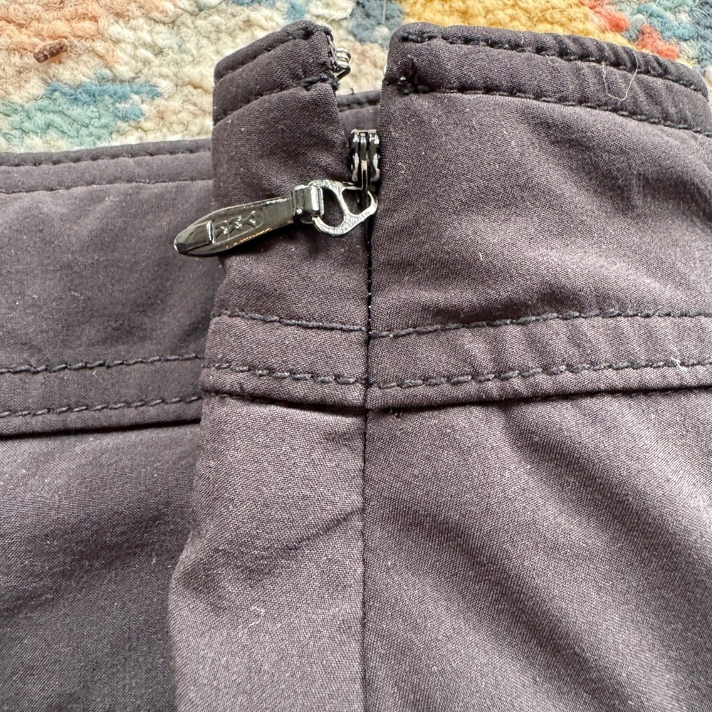 Athleta Black Everyday Skort
Size 6 - Picture 6 of 10